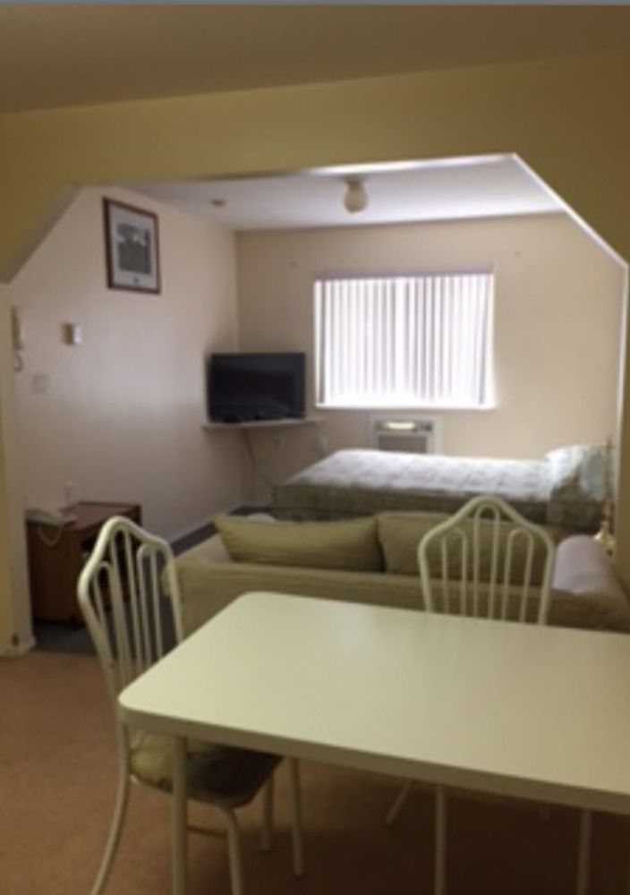 Fraser Bridge Inn And Rv Park Quesnel Luaran gambar